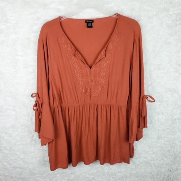 Torrid 4X Crochet Neck Gauze Bell Sleeve Blouse - Picture 3 of 7